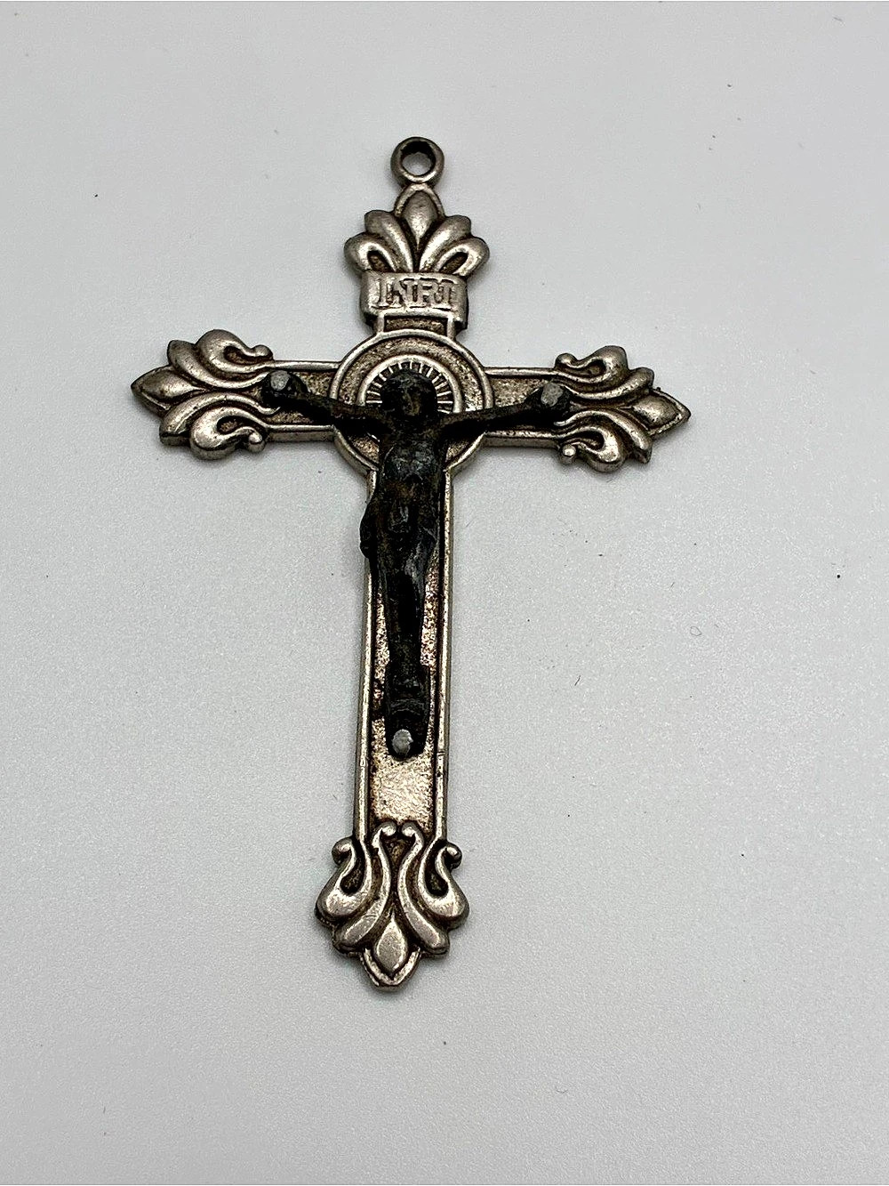 Ornate Cross Pendant in Silver